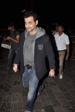 Sanjay Kapoor at Hrithik_s yacht party in Mumbai on 9th Jan 2013 (288).JPG